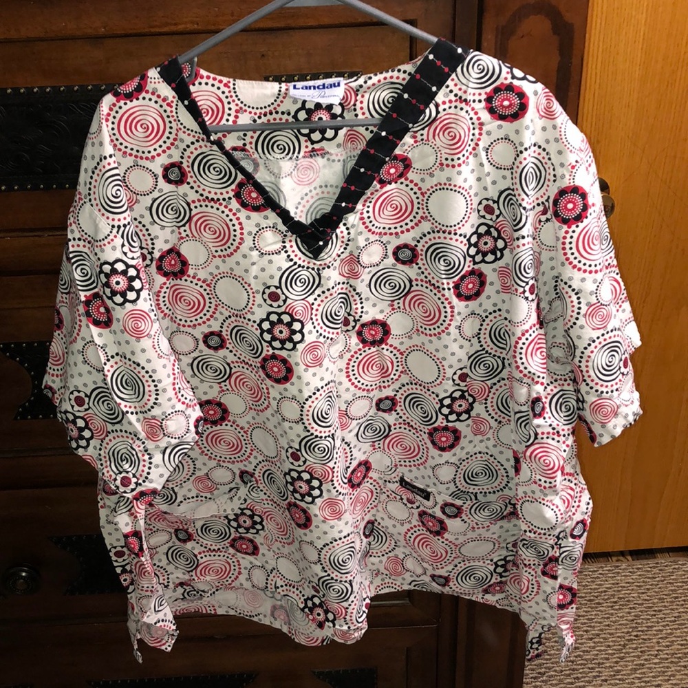 Scrub Top